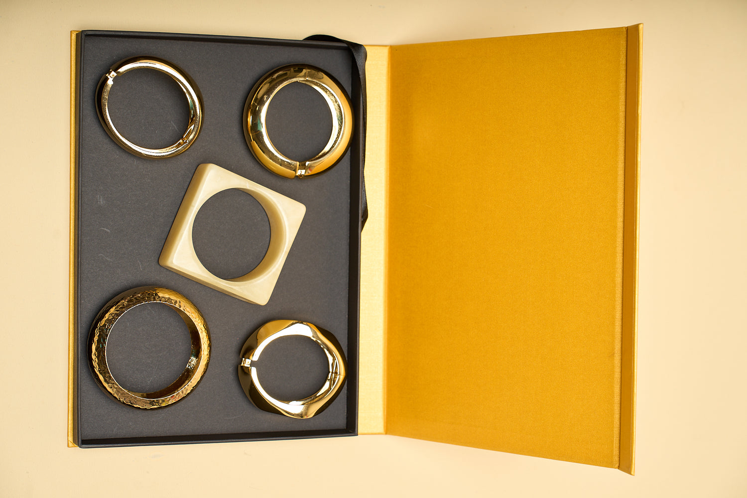 Box 5 bracelets