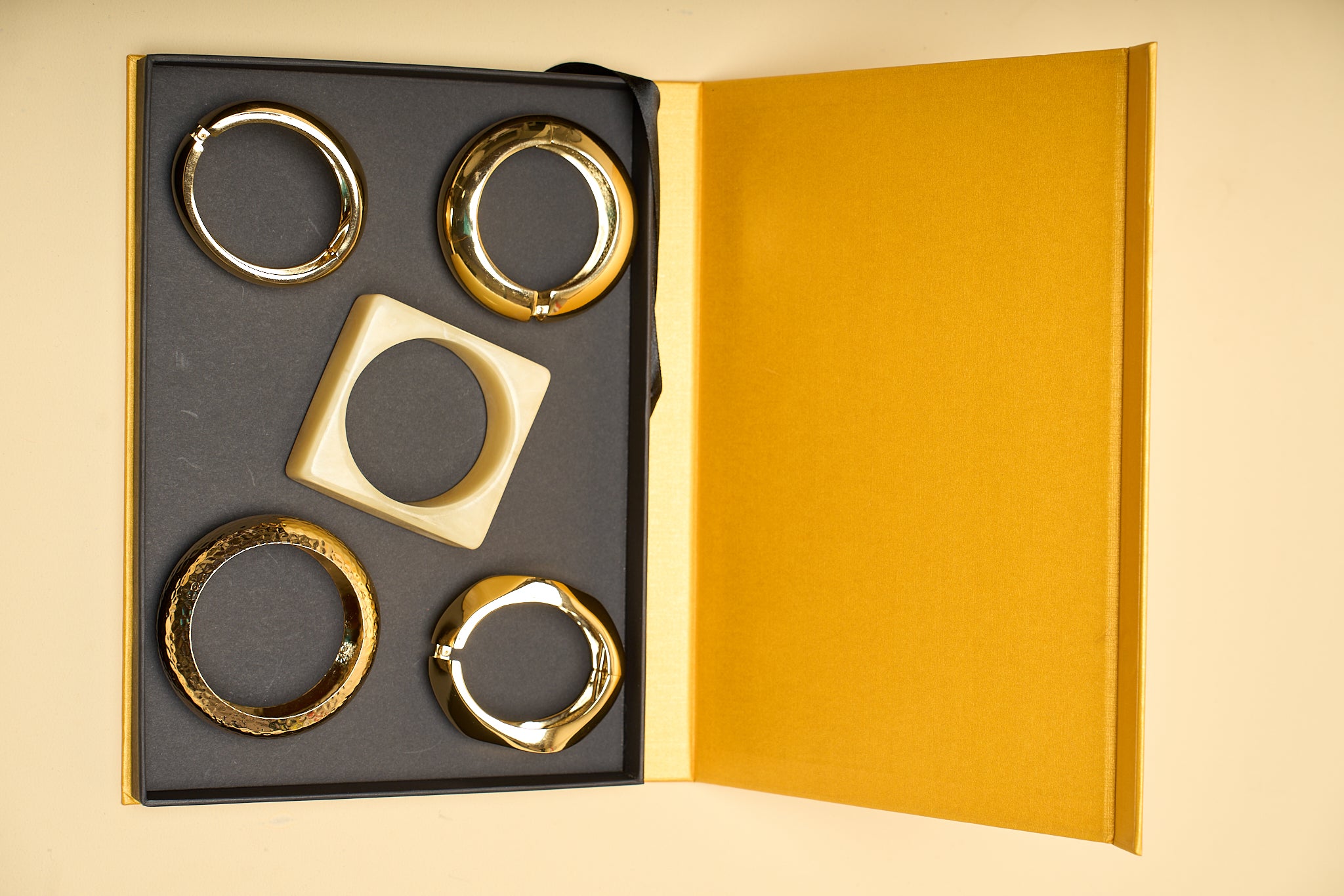 Box 5 bracelets