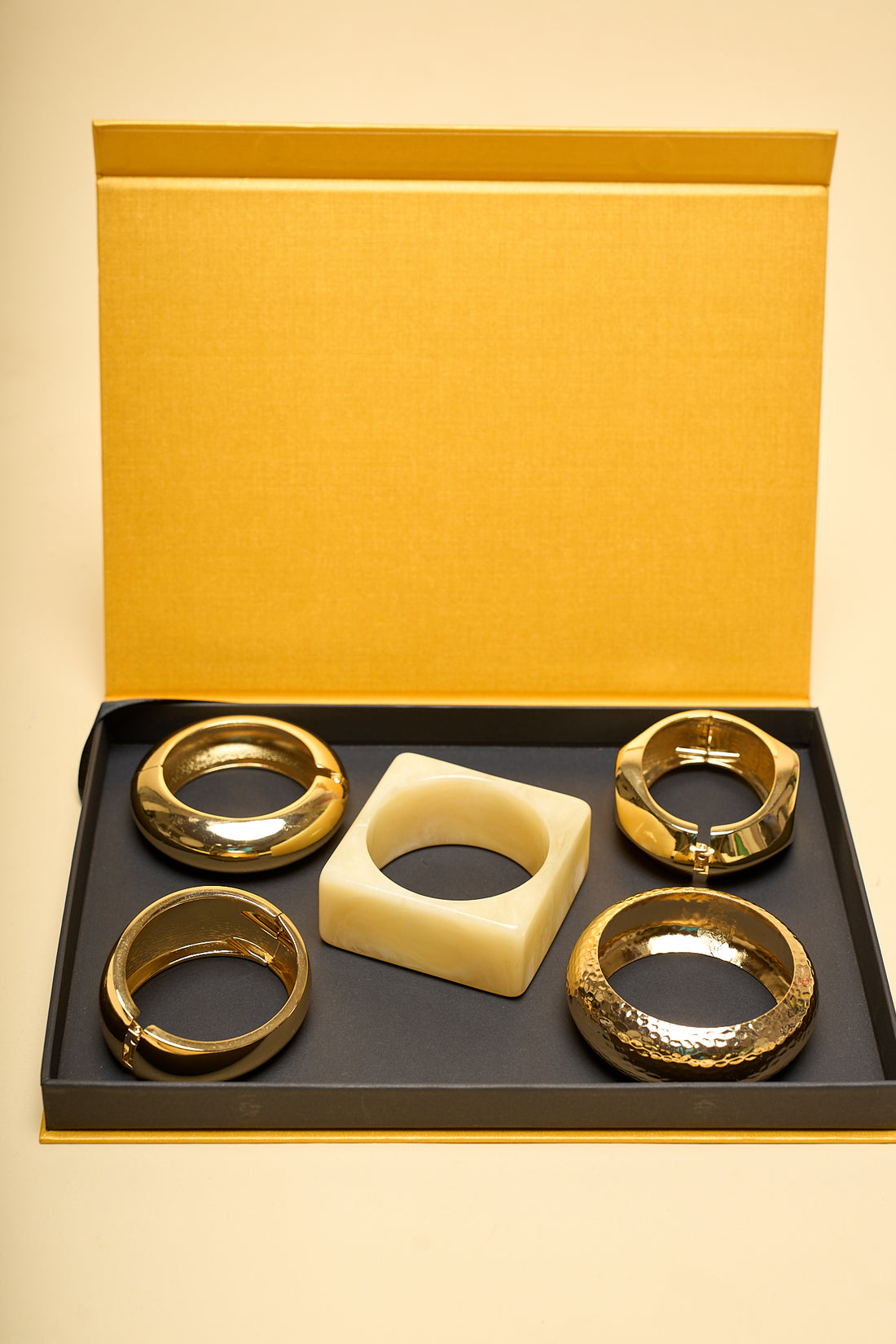 Box 5 bracelets