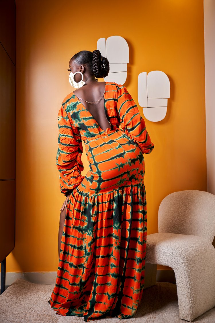 Robe Anta Orange